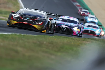 Mixed bag at Brands, but Barwell still scores a podium